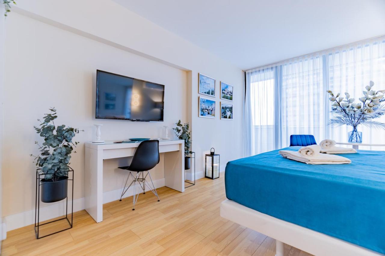 Smart Aparthotel Orbi City Batoumi Extérieur photo
