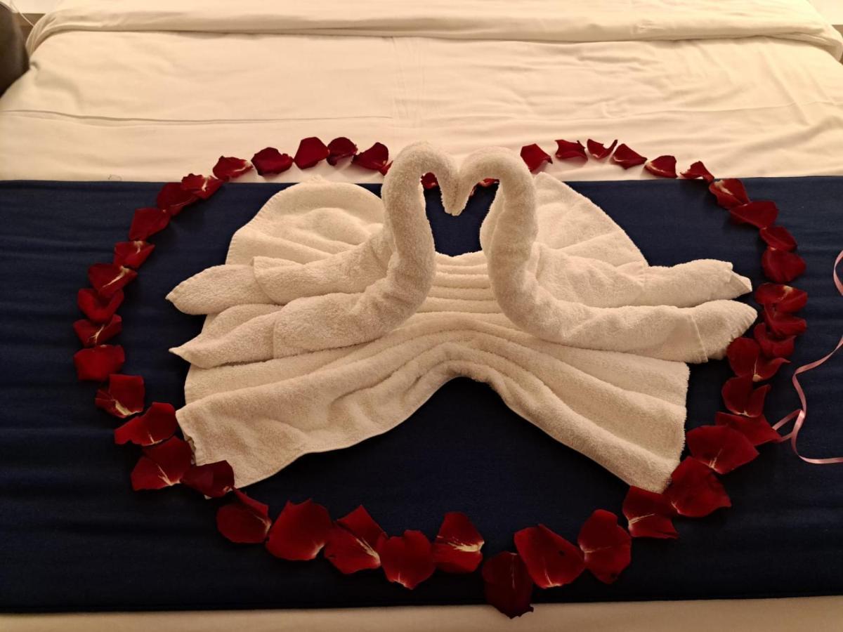 Smart Aparthotel Orbi City Batoumi Chambre photo