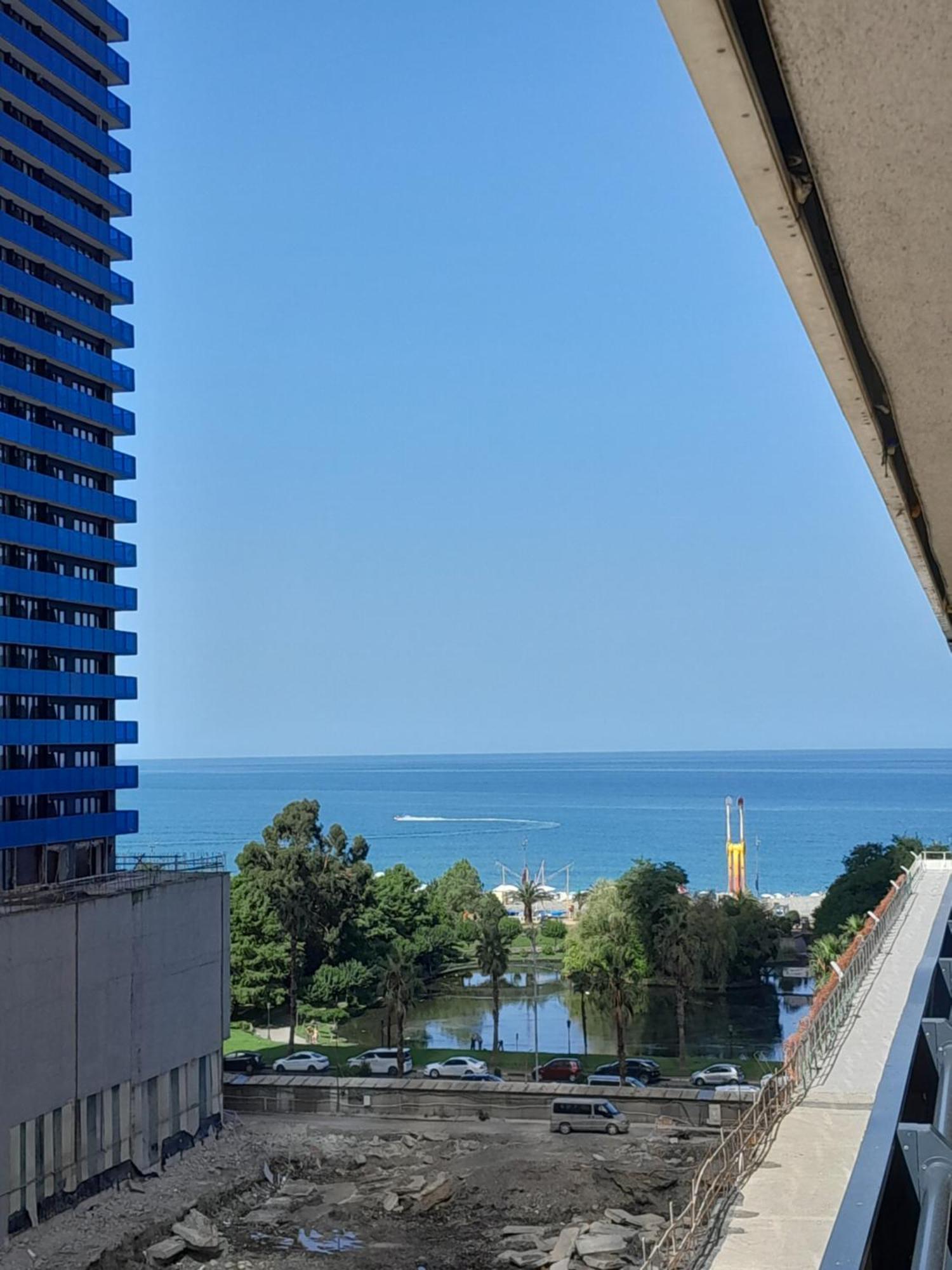 Smart Aparthotel Orbi City Batoumi Chambre photo
