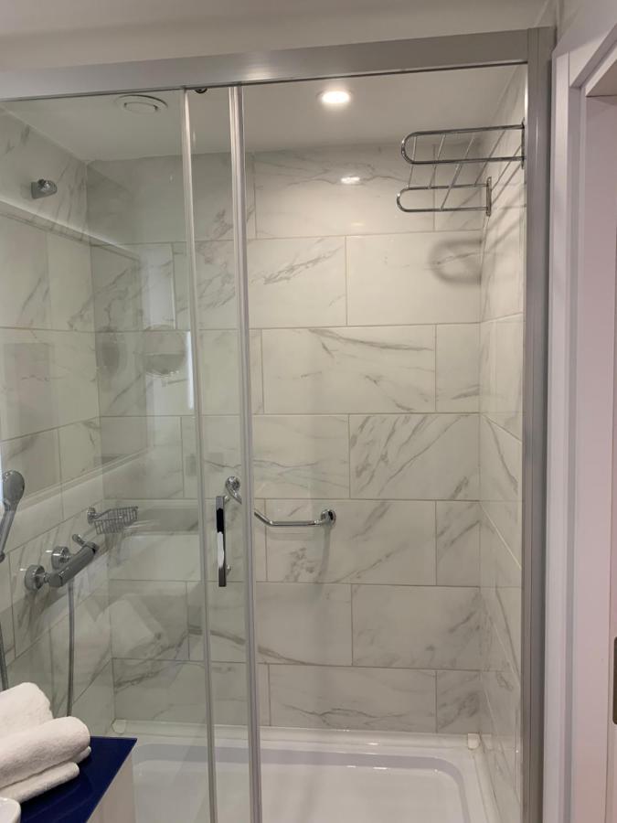 Smart Aparthotel Orbi City Batoumi Extérieur photo